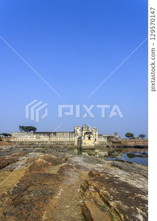 奇託加爾堡的拉尼·帕德瑪瓦蒂泰姬陵和瑪哈拉尼·帕德米尼宮 奇託加爾堡的拉尼·帕德瑪瓦蒂泰姬陵和瑪哈拉尼·帕德米尼宮 129570147