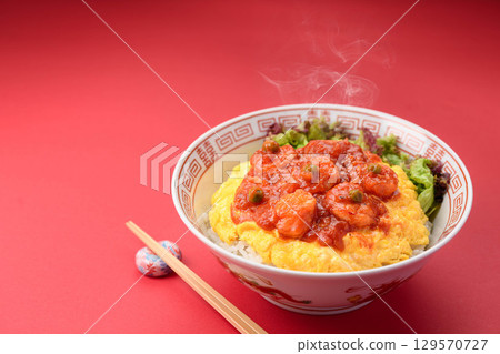 Shrimp chili rice bowl with plump shrimp - Chinese lunch presentation image Shrimp chili rice bowl with plump shrimp - Chinese lunch presentation image 129570727