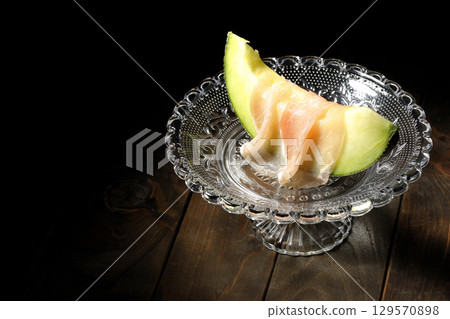 Raw ham melon Raw ham melon 129570898