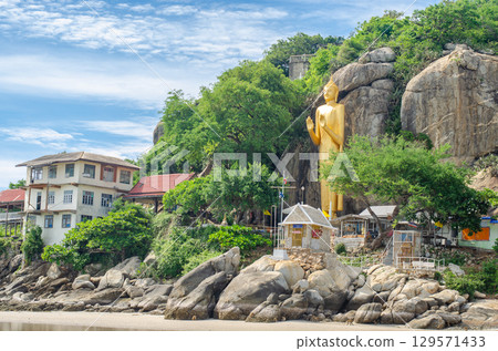 Tropical beach in morning at Huahin, Thailand, Wat Khao Takiap 129571433