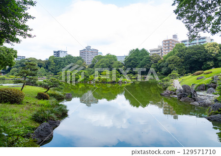 Kiyosumi garden in early summer 129571710