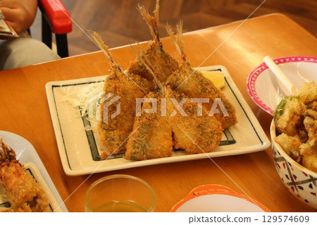 在保田海灘的 Banya Shokudo 用餐 129574609