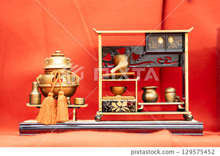 Tea ceremony utensils from a wedding set of old Hina dolls for the Girls' Festival 129575452