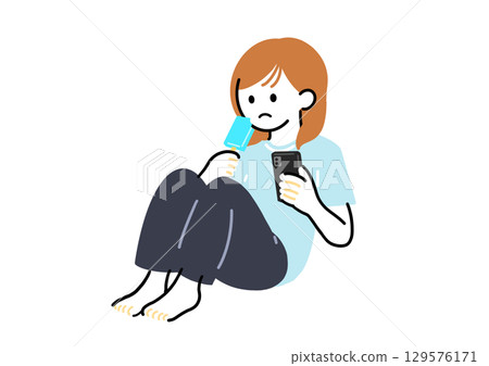 觀看智能手機的婦女 觀看智能手機的婦女 129576171