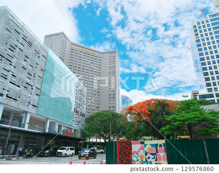 活力菲律賓 - 馬尼拉馬卡蒂市中心 - 城市景觀（2025 年 6 月） 129576860