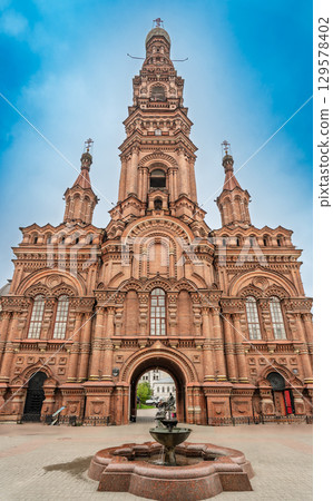 Bell tower of the Epiphany Cathedral in Kazan, Russia 129578402