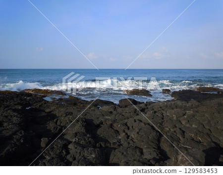 Beach (Big Island, Hawaii, USA) Beach (Big Island, Hawaii, USA) 129583453