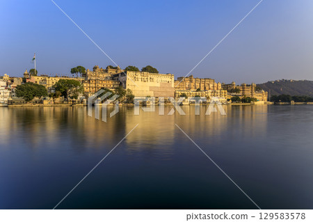 City Palace seen from Ambrai Ghat City Palace seen from Ambrai Ghat 129583578