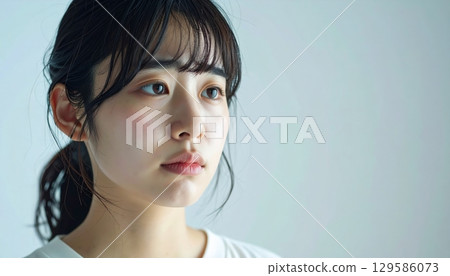 A woman with trouble A woman with trouble 129586073