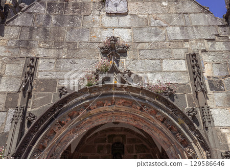 Parish close church of Lampaul, finistere, brittany, france 129586646