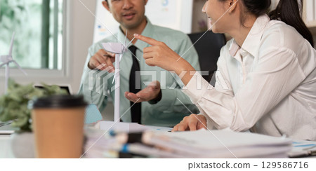 Dynamic ESG conversation in a sustainable office environment 129586716