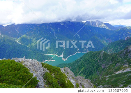 Lake Kurobe from the summit of Mount Harinoki 129587995