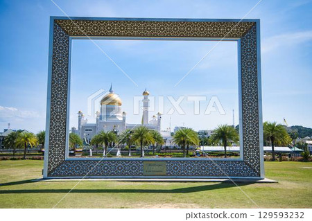 Sultan Omar Ali Saifuddien Mosque (commonly known as the Old Mosque) 129593232