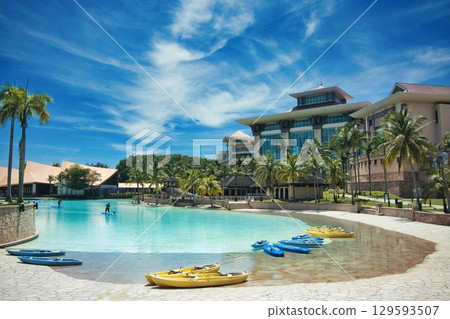 Empire Hotel Pool 129593507