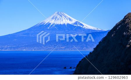 從Kirameki山眺望駿河灣和富士山 129602963