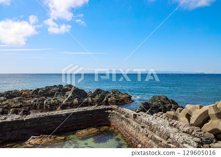 The shortest route from Hokkaido to Honshu (Hokkaido, July) 129605016