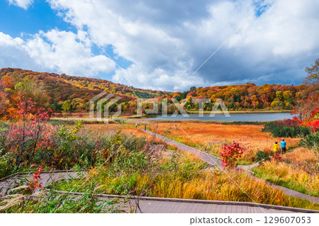 Hachimantai Onuma (Autumn) 129607053