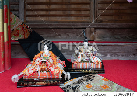 A photo of the cute Hina dolls at Toko-in Temple in Ayabe City, Kyoto Prefecture 129608917