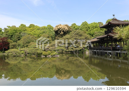 京都歷史悠久的南禪寺的初夏風景 129610394