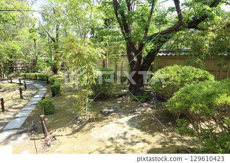 Early summer scenery at the historic Nanzenji Temple in Kyoto Early summer scenery at the historic Nanzenji Temple in Kyoto 129610423
