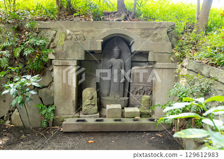 Kiyosumi garden stone Buddha group Kiyosumi garden stone Buddha group 129612983