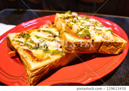 Pizza toast Pizza toast 129613438
