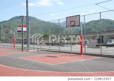 室外 3x3 籃球場 129615957