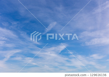 簡單漂亮的天空背景素材 簡單漂亮的天空背景素材 129616136