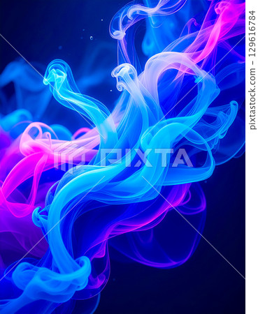 彩色墨水在水中蔓延，形成夢幻般的煙霧漸變效果 129616784