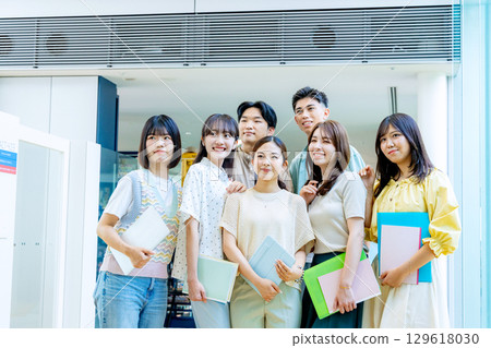 大學生 大學 129618030