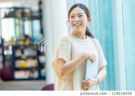 女大學生 129618056