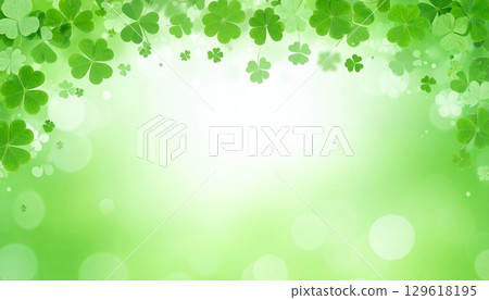 柔和的散景背景上的綠色三葉草葉子 柔和的散景背景上的綠色三葉草葉子 129618195