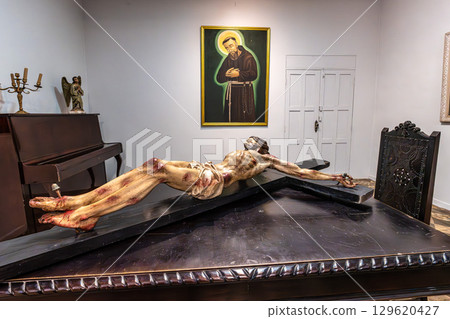 Interior of the convent and church of Nossa Senhora do Carmo in Interior of the convent and church of Nossa Senhora do Carmo in 129620427