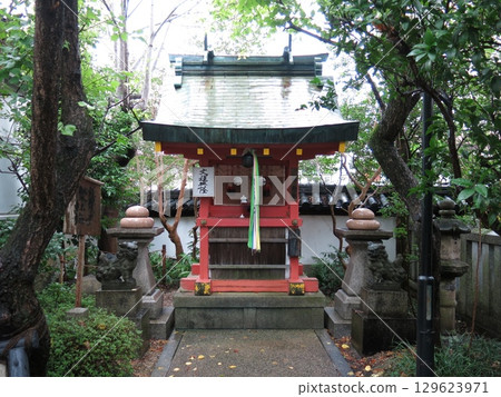 奈良市觀國神社境內的林神社（饅頭神社） 129623971
