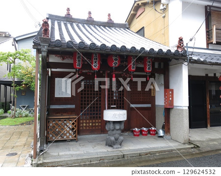 Koshindo in Naramachi, Nara City 129624532