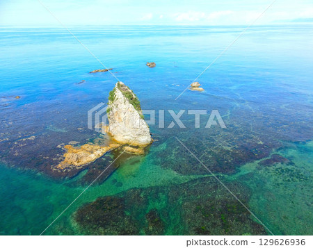 夏季北海道江差市伏木戶海岸的鳥瞰圖 129626936