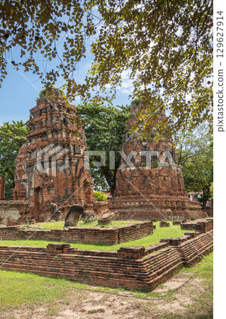 Ruins of Ayutthaya, Kingdom of Thailand 129627914