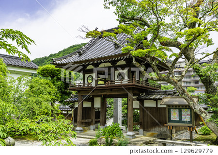 兵庫縣新溫泉町聖福寺正門湯村溫泉 129629779