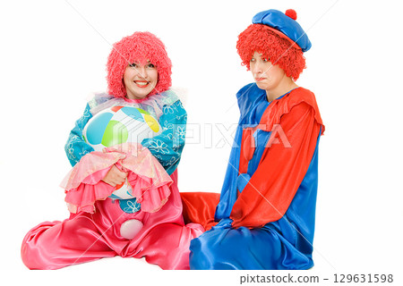 couple of clowns 129631598