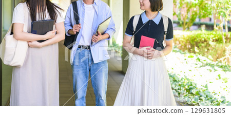 大學生形象畫像 大學生形象畫像 129631805