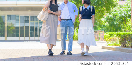 College student image portrait College student image portrait 129631825