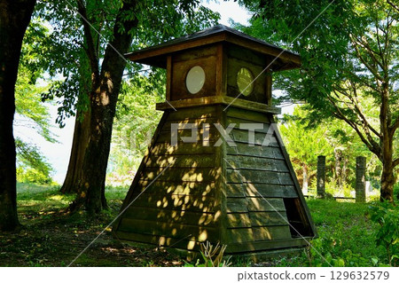 瓜破名水公園的木燈籠 129632579