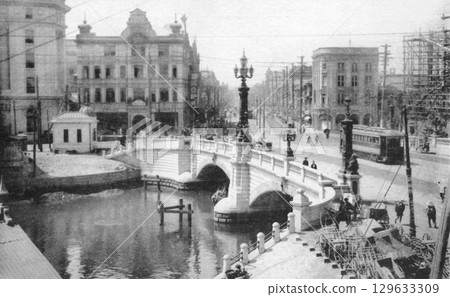 Old photo, 1911-1918, Tokyo, showing Nihonbashi Bridge shortly after the stone bridge was completed Old photo, 1911-1918, Tokyo, showing Nihonbashi Bridge shortly after the stone bridge was completed 129633309