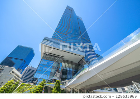 Tokyo cityscape in August. View of Toranomon Hills Station Tower (Toranomon Hills Station) and other landmarks. Towards a new era (15th) Tokyo cityscape in August. View of Toranomon Hills Station Tower (Toranomon Hills Station) and other landmarks. Towards a new era (15th) 129633969