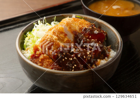 Miso katsudon Miso katsudon 129634651