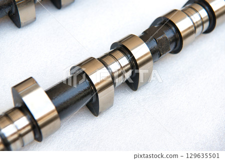 Camshaft cam lobe 129635501