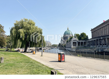 Berlin's tourist attraction, Museum Island (right) and the dome of the Berlin Cathedral can be seen in the background. 129637565