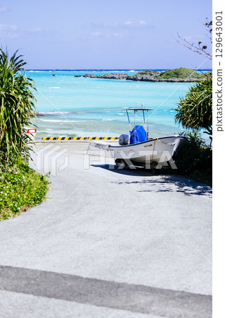 Sea of Yoron Island Sea of Yoron Island 129643001