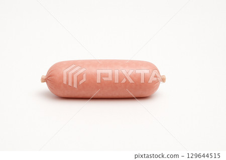 白色背景放置的簡單生香腸 129644515