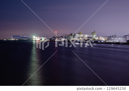 夜間工廠區 129645230
